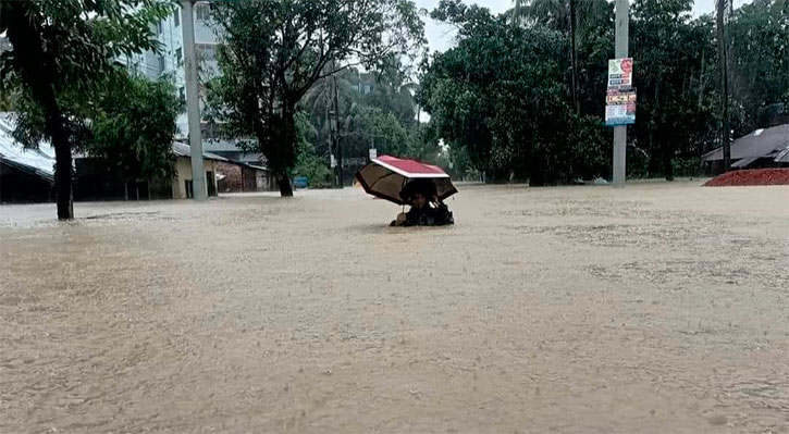 ৬ জেলার ৪৩ উপজেলা প্লাবিত, ফেনীতে একজনের মৃত্যু