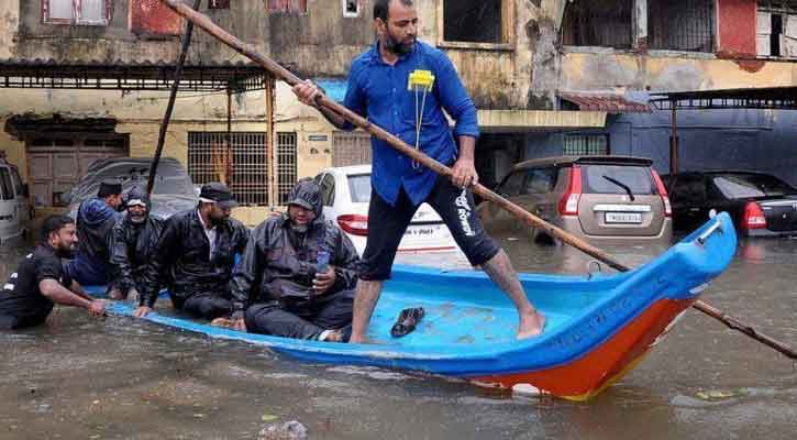 ভারতে মিগজাউম তাণ্ডবে ব্যাপক ক্ষয়ক্ষতি, নিহত ৮