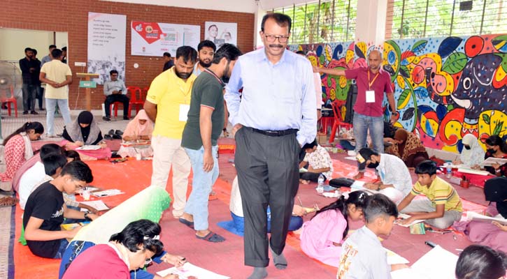 পাবনা জেলার ১৯৬তম জন্মদিনে গ্রাফিতি প্রতিযোগিতা