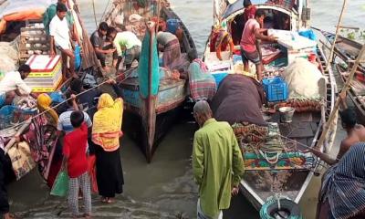 নিষেধাজ্ঞা শেষ, ইলিশ ধরার উৎসবে জেলেরা