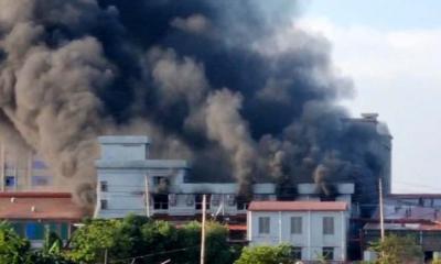 নরসিংদীতে প্রাণ ইন্ডাস্ট্রিয়াল পার্কে আগুন