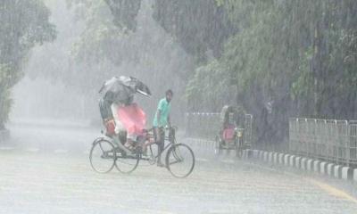 ৪ বিভাগে অতি ভারী বর্ষণের আভাস, ভূমিধসের শঙ্কা