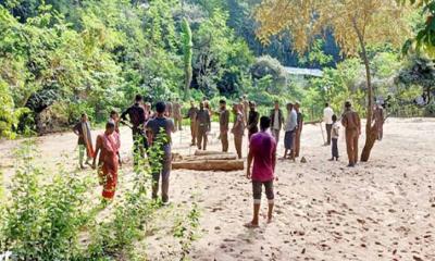 গাছের চারা রোপণে বন বিভাগকে স্থানীয়দের বাধা, সংঘর্ষে আহত ৭