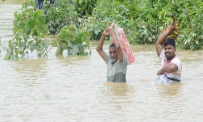 চট্টগ্রামে বন্যা পরিস্থিতির অবনতি, ৪ জনের মৃত্যু