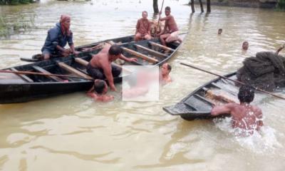 পূজায় যাওয়ার সময় নৌকাডুবিতে ফুফু-ভাতিজার মৃত্যু