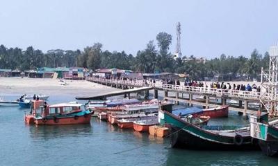 দুদিন পর টেকনাফ-সেন্টমার্টিন রুটে ট্রলার চলাচল শুরু