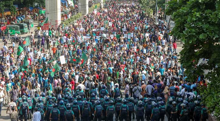 ছাত্র-জনতার গণ-অভ্যুত্থান : ৭০৮ শহীদের তালিকা প্রকাশ