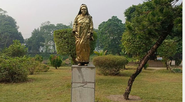 বেগম রোকেয়া দিবস আজ, দেহাবশেষ দেশে আনার দাবি