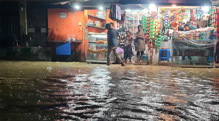 কক্সবাজারে রেকর্ড বৃষ্টিপাত