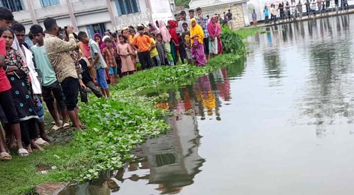 স্কুলের পুকুরে ভাসছিল নৈশপ্রহরীর মরদেহ