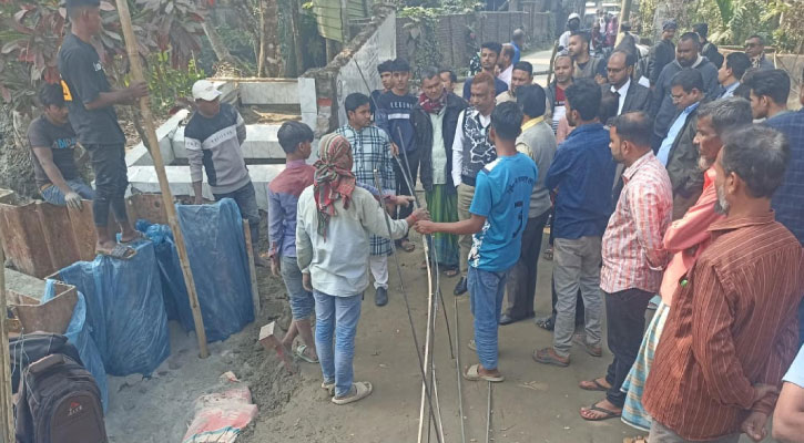 নিয়মবহির্ভূত বহুতল ভবনের পাইলিংয়ে বিধ্বস্ত সড়ক-দোকানপাট