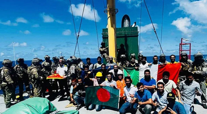 ঘরে ফিরছেন এমভি আবদুল্লাহর নাবিকেরা