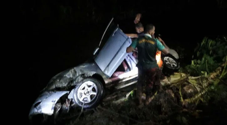 প্রাইভেটকার খালে পড়ে দুর্ঘটনা, পরিচয় মিলেছে নিহত ৮ জনের