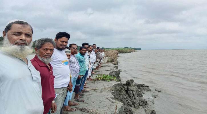 ভাঙন রোধে স্থায়ী সমাধান চান যমুনাপাড়ের মানুষ