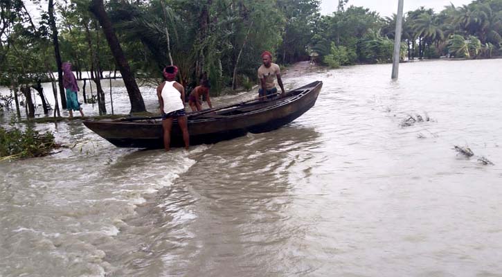 হাতিয়ায় পানিবন্দি ৫০ হাজার মানুষ