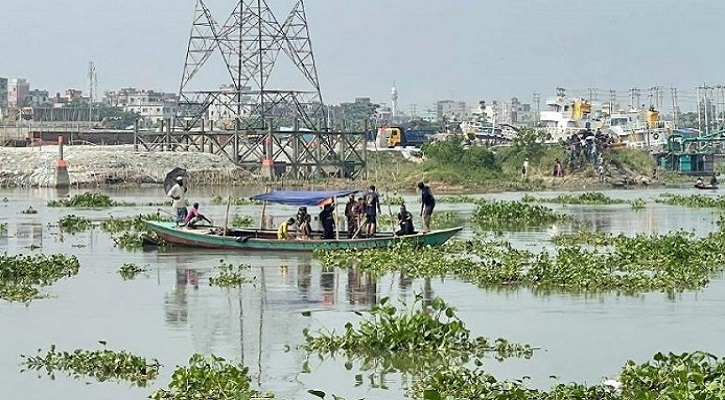 তুরাগে ট্রলারডুবি, ৫ জনের লাশ উদ্ধার