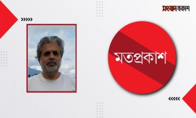 বিসর্জন: দেবী না দেশের?