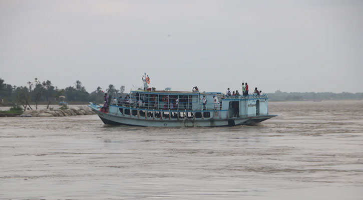 সন্ধ্যার পর লঞ্চ-স্পিডবোটে পদ্মা পারাপার নিষেধ