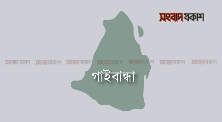 বাড়ির সীমানায় বৃষ্টির পানি পড়ায় পিটিয়ে হত্যা