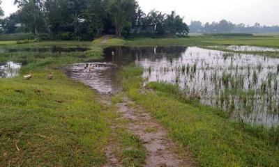 ৬ গ্রামের মানুষের দাবি একটি সেতু