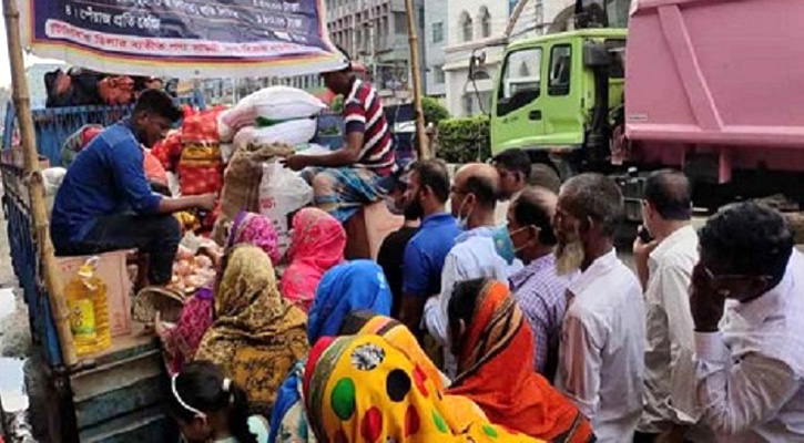 সোমবার থেকে ১১০ টাকায় সয়াবিন তেল দেবে টিসিবি