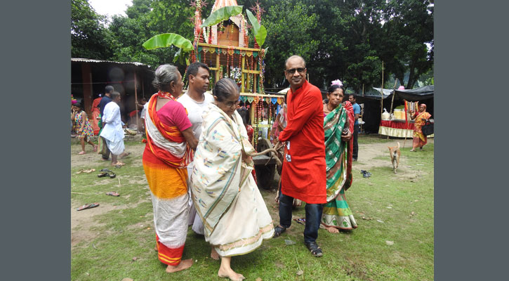 মাগুরায় জগন্নাথ দেবের রথযাত্রা অনুষ্ঠিত