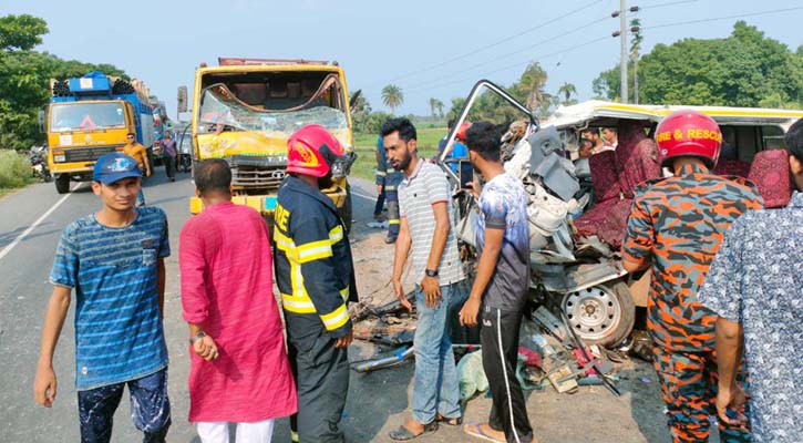 হাসপাতালে যাওয়ার পথে ট্রাকের ধাক্কায় মা ও নবজাতক নিহত