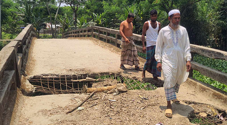 বরগুনার ১৮৯ সেতু ঝুঁকিপূর্ণ