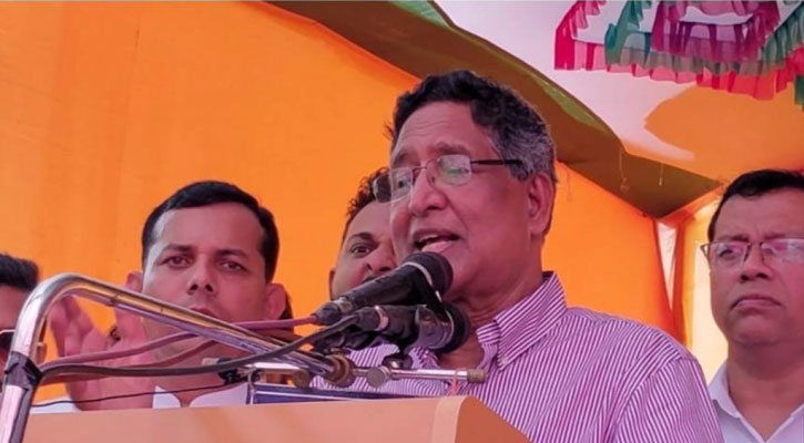 ‘বিএনপি-রাজাকারদের হুংকারে শেখ হাসিনা পালাবেন না’