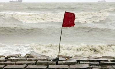 সমুদ্রবন্দরে তিন নম্বর সতর্ক সংকেত