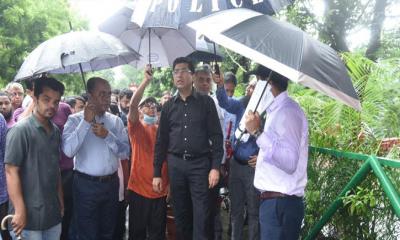 ডেঙ্গু প্রতিরোধে জাদুকরি কোনো সমাধান নেই : শেখ তাপস