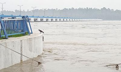 বিপৎসীমার কাছাকাছি তিস্তার পানি