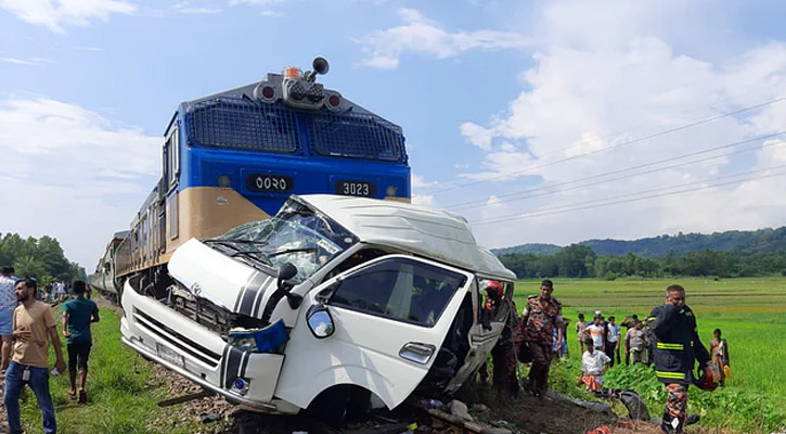 গেটম্যান ও চালককে দায়ী করে প্রতিবেদন