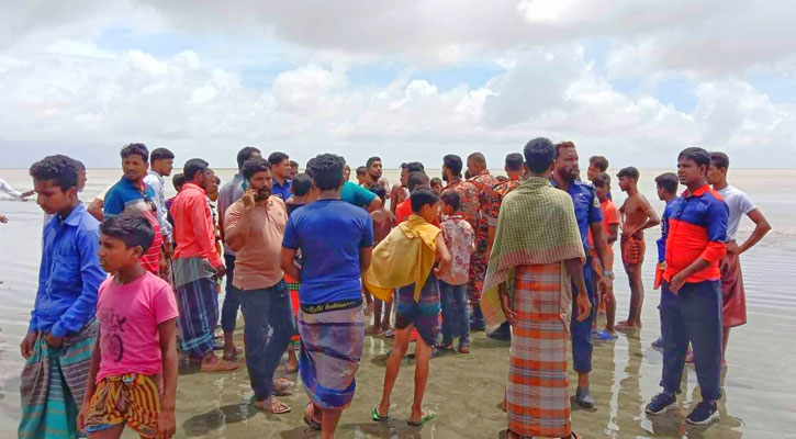 নিখোঁজের ৬ ঘণ্টা পর নদীর চর থেকে দুই মরদেহ উদ্ধার