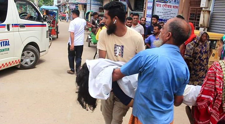 হাসপাতাল কক্ষে নার্সের মরদেহ