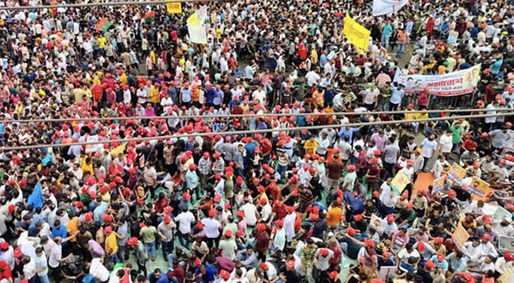 কর্মদিবসে সভা-সমাবেশ নিষিদ্ধ চেয়ে লিগ্যাল নোটিশ