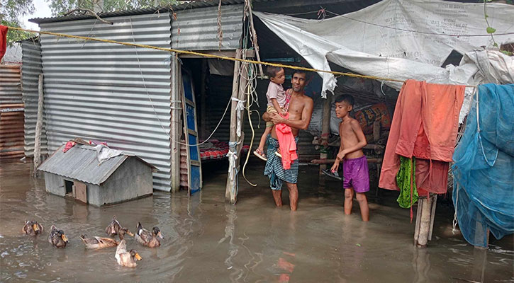 বিপৎসীমার ওপরে যমুনার পানি,  সিরাজগঞ্জের নিম্নাঞ্চল প্লাবিত